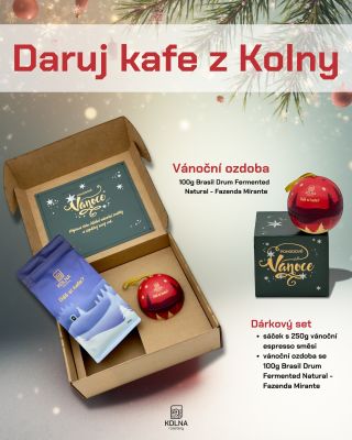 • Právě jsme spustili předprodej vánočních sad! 🎄 • V dárkovém setu najdeš limitovanou vánoční espresso směs a Brazílii...